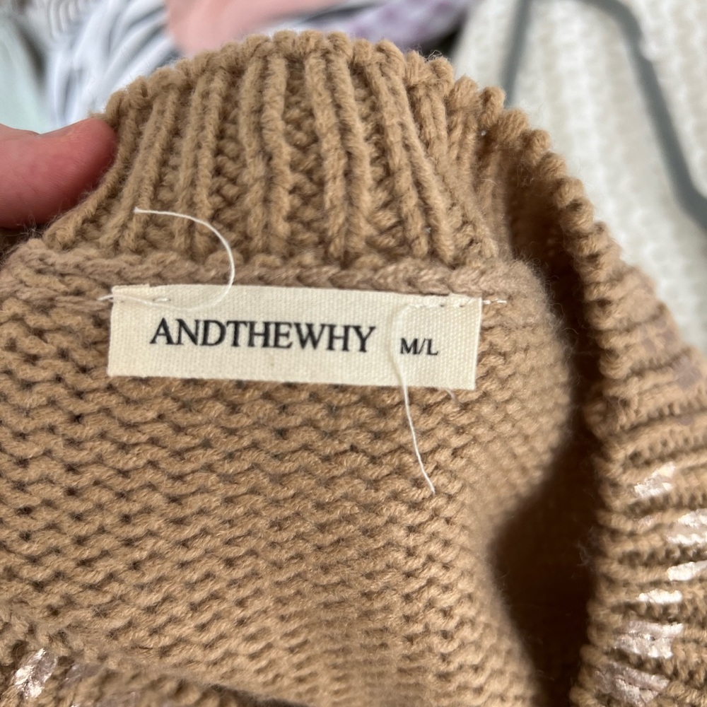 Women’s sweater